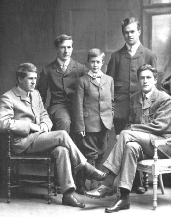 File:Lawrence brothers 1910.jpg