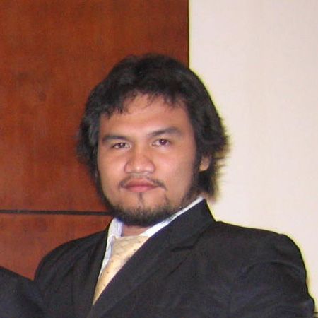 File:Ryan Job Babiera with Suit.jpg