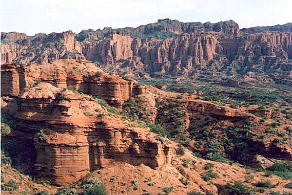 File:Sierra de las Quijadas, San Luis.jpg