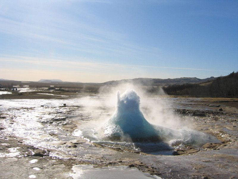 File:Strokkur geyser Iceland Img 2678.jpg