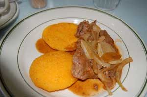 File:Tortillas con biste de higado.jpg