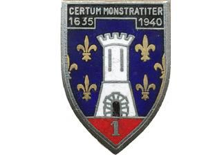 File:Insigne régimentaire du 1er Régiment de Cuirassiers.jpg