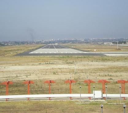 File:Runway.Comiso.jpg