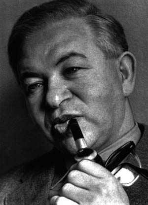 File:Arne Jacobsen photo.jpg