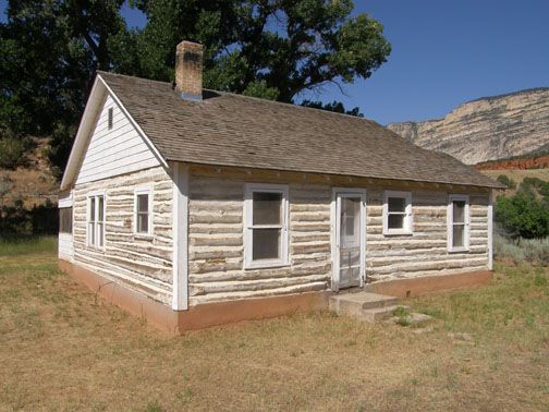 File:Chew Ranch Cabin NPS.jpg