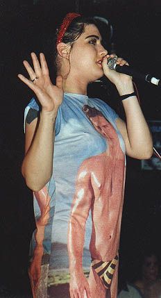 File:Kathleen Hanna.jpg