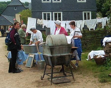 File:Roscheiderhof-bauerntag.jpg