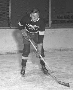 File:Roy Conacher 1936–37.jpg