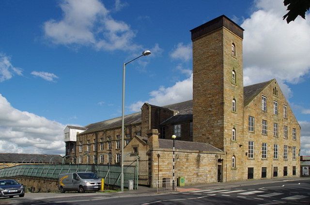 File:Trafalgar Mill, Burnley.jpg