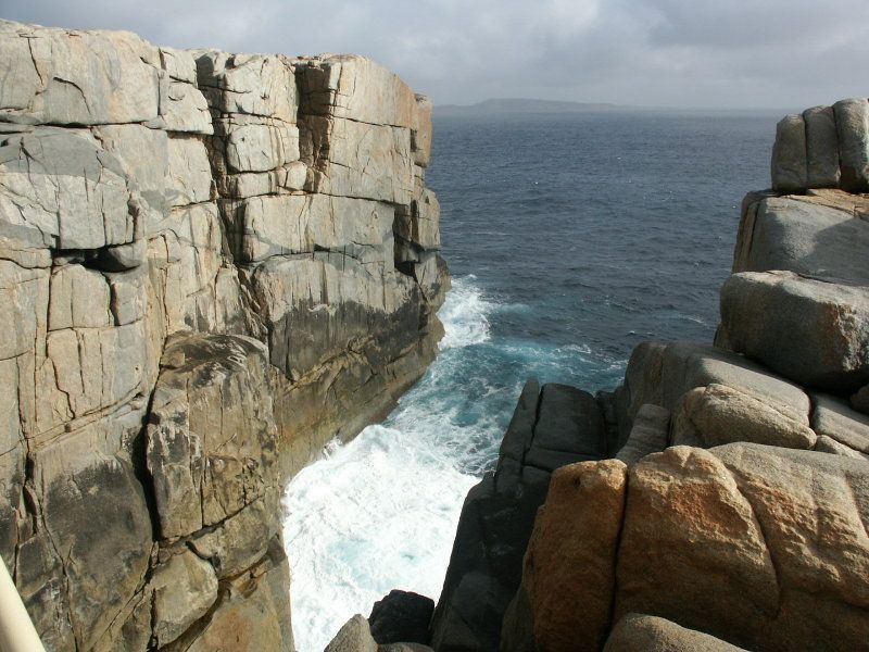 File:Albany Gap, Western Australia.jpg