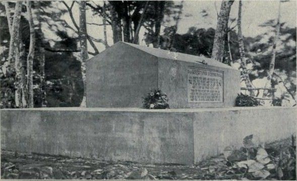 File:Grave of Robert Louis Stevenson 1909.jpg