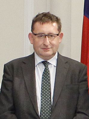 File:Simon Burton 2014.jpg