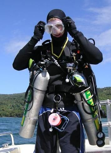 File:Tec diver with sidemount tanks.JPG