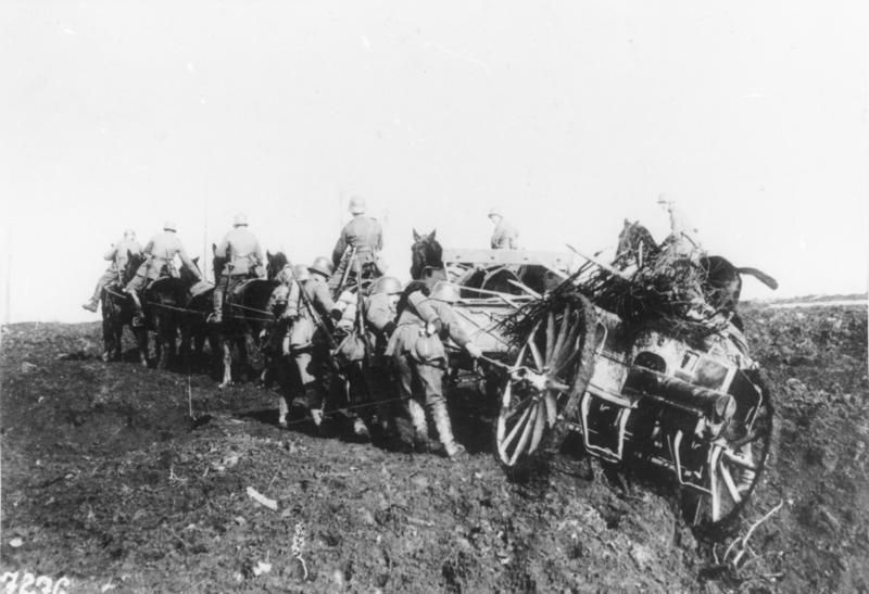 File:Bundesarchiv Bild 146-1974-054-18, Bespannte Artillerie.jpg