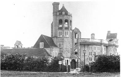 File:Cloisters1908.jpg