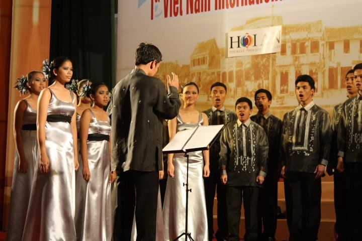 File:PUPLHS Chorale Performance.jpg