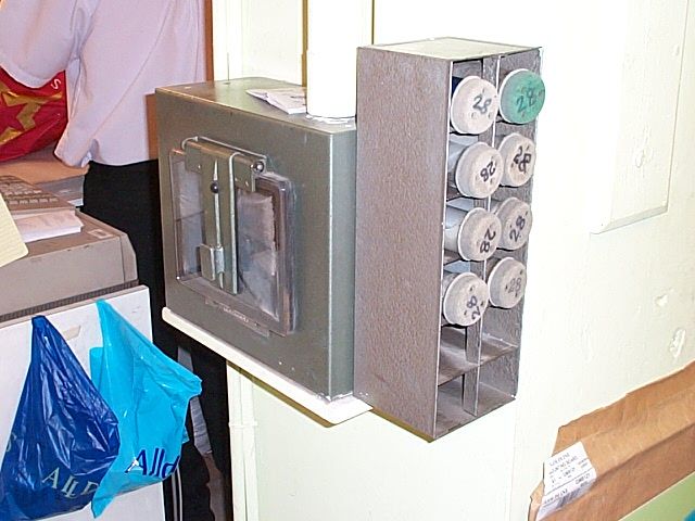 File:Pneumatic tube - arding.jpg