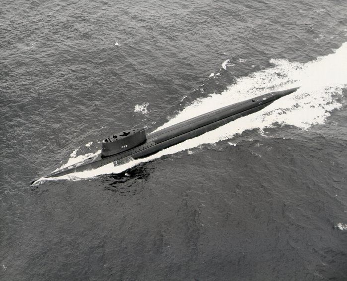 File:USS Triton SSRN586 0858601.jpg