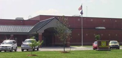 File:Circle Middle School (Benton, Kansas).jpg