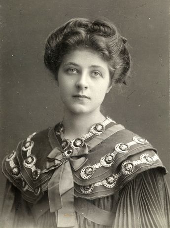 File:Doris Johannessen (1906).jpg