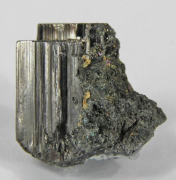 File:Enargite-122840.jpg