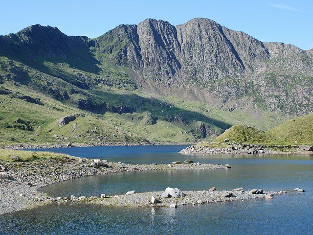 File:Llyn Llydaw - geograph.org.uk - 1432381.jpg