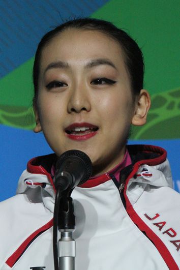 File:Mao Asada 2010 OP Press conference.jpg