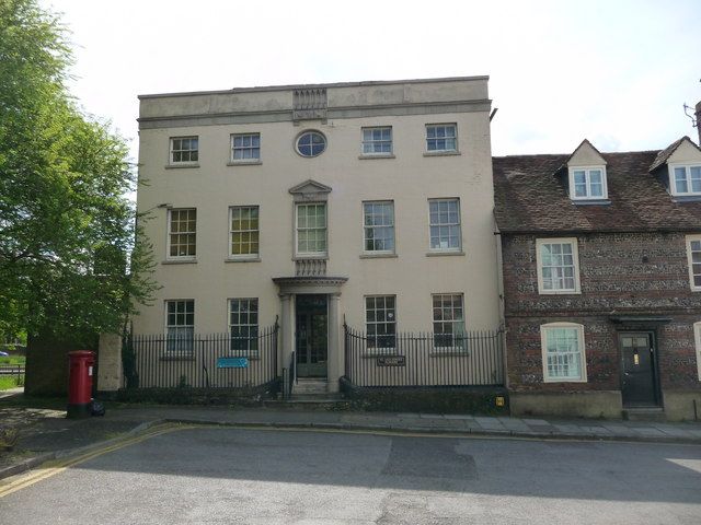 File:Salisbury - St Anns Surgery (geograph 1834959).jpg