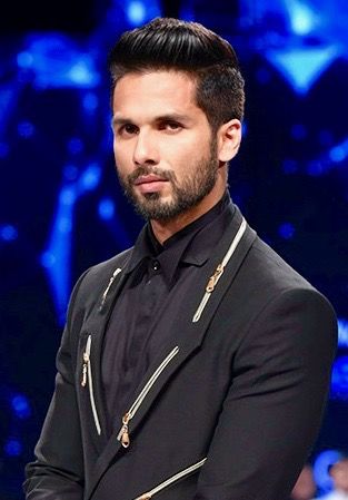 File:Shahid Kapoor at GQ Fashion Nights.jpg