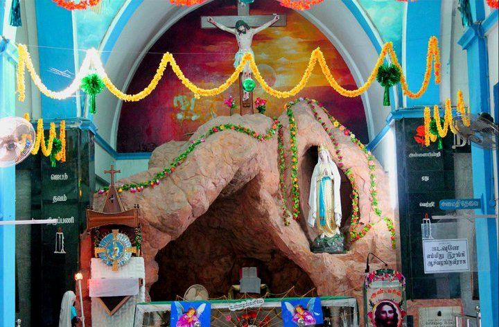 File:Villianur shrine altar.jpg