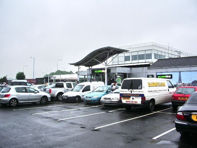 File:Charnock Richard Motorway Services M6.jpg