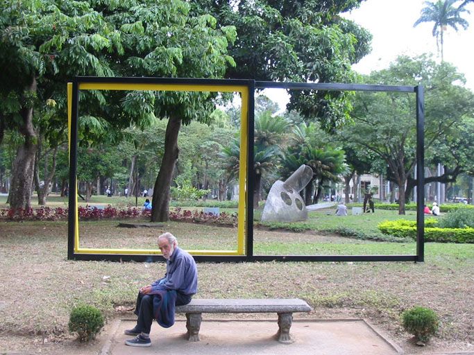 File:Escultura Parque da Luz.jpg