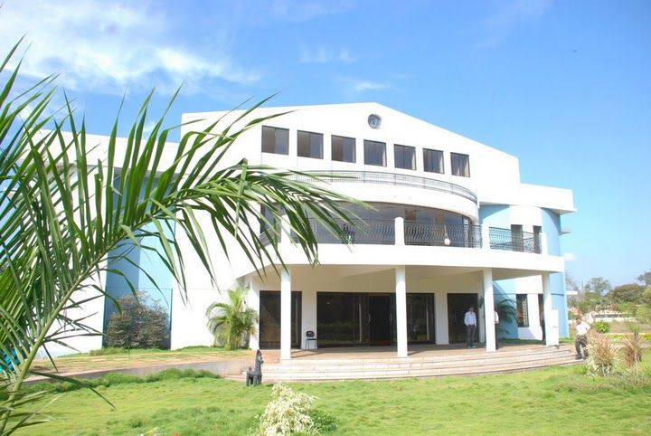 File:ISiM building.jpg