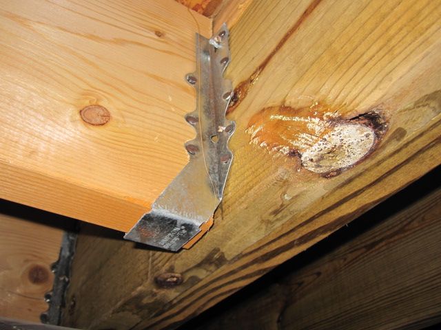 File:Joist Hanger.jpg