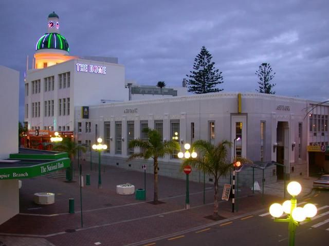 File:Napier-TypicalView.jpg