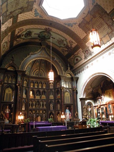 File:AltarofSaintAnthony'sChapelPittsburgh.jpg