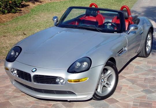 File:Bmwz8.JPG