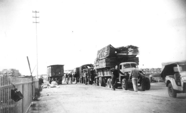 File:Holon Convoy.jpg