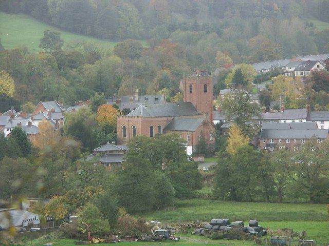 File:Llanfyllin-St Mylin's Church.jpg