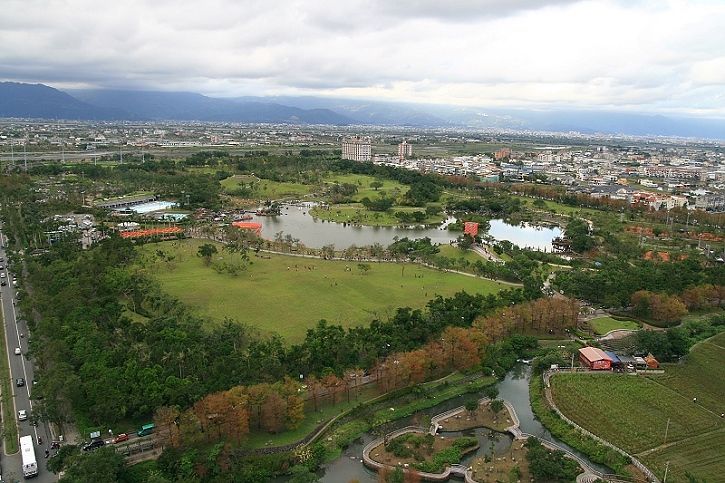 File:Luodong Sports Park overview 20141102.jpg