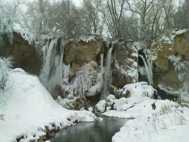 File:Rifle Falls State Park, CO (2187526705).jpg