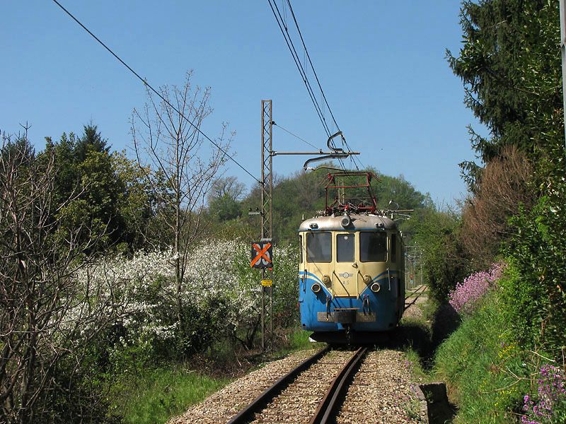 File:A5 ferrovia genova casella.jpg