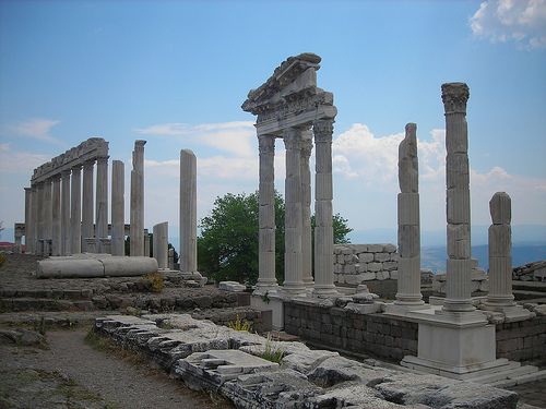 File:Bergama 20 06 07.jpg