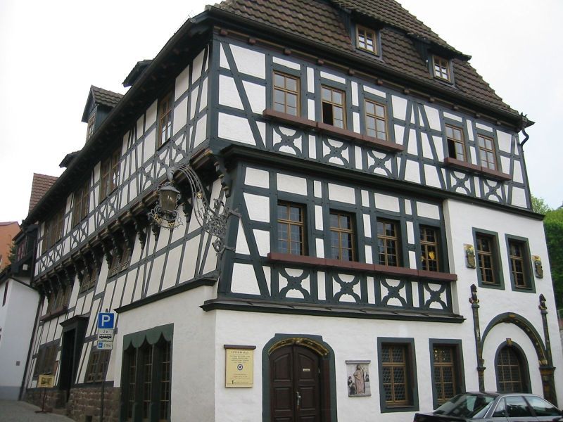 File:Luther haus eisenach.jpg