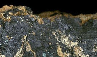 File:Mineraly.sk - psilomelan.jpg