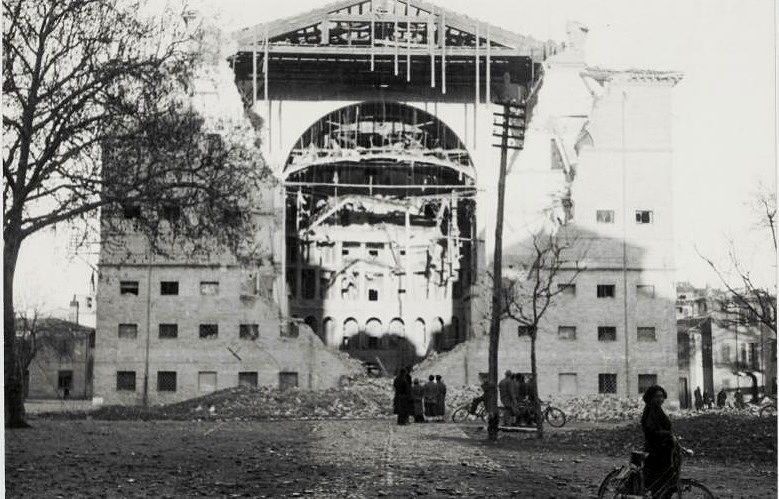 File:Teatro A. Galli, circa 1944.jpg