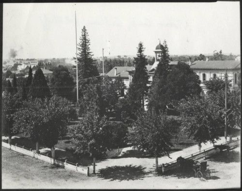 File:TehamaCountyCourthouse1870.jpg