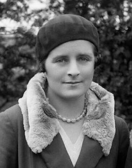 File:Violet Owen 1930.jpg