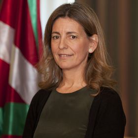 File:Ana Oregi 2012.jpg