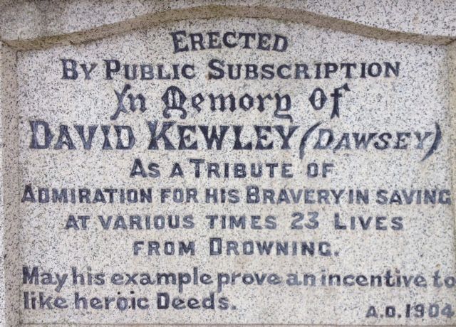 File:Dawsey Kewley Memorial (1).jpg